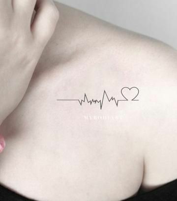 inspiração de tatuagens delicadas nos ombros - coração e batimentos cardíacos