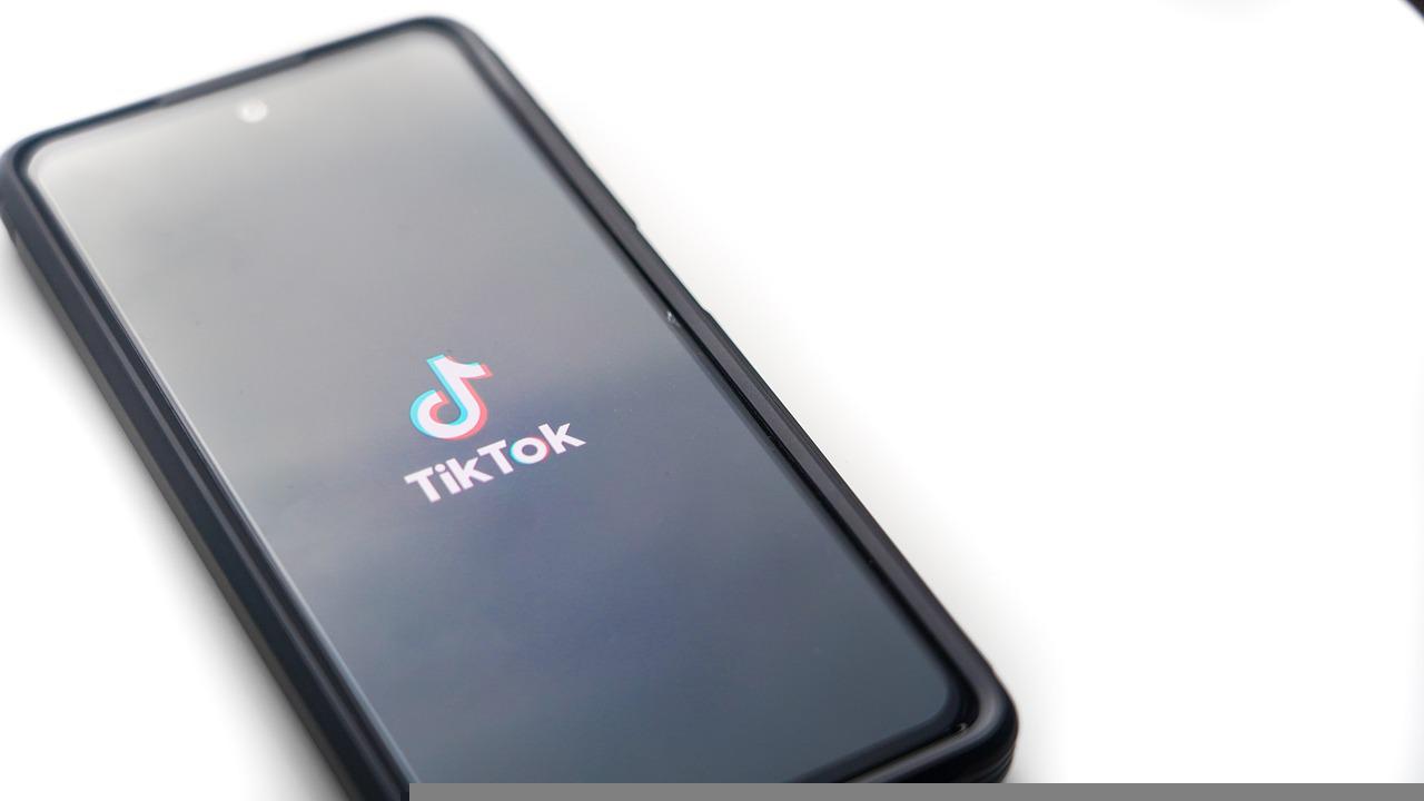 TikTok adia lançamento de ferramenta de compras em lives