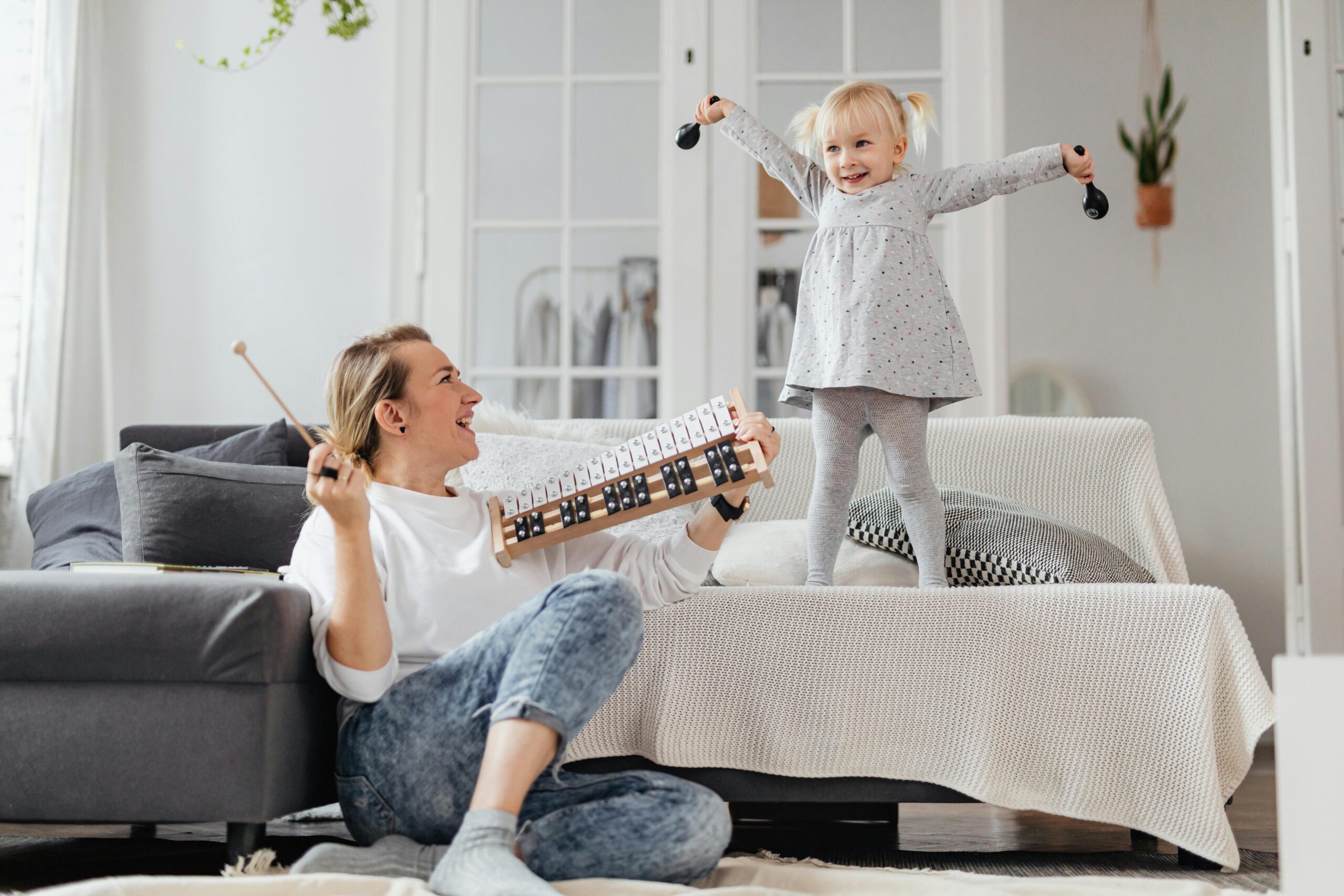 Benefícios da Musicoterapia para Bebês e Mães